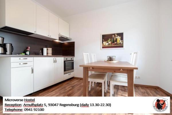 Microverse Hostel Řezno Exteriér fotografie